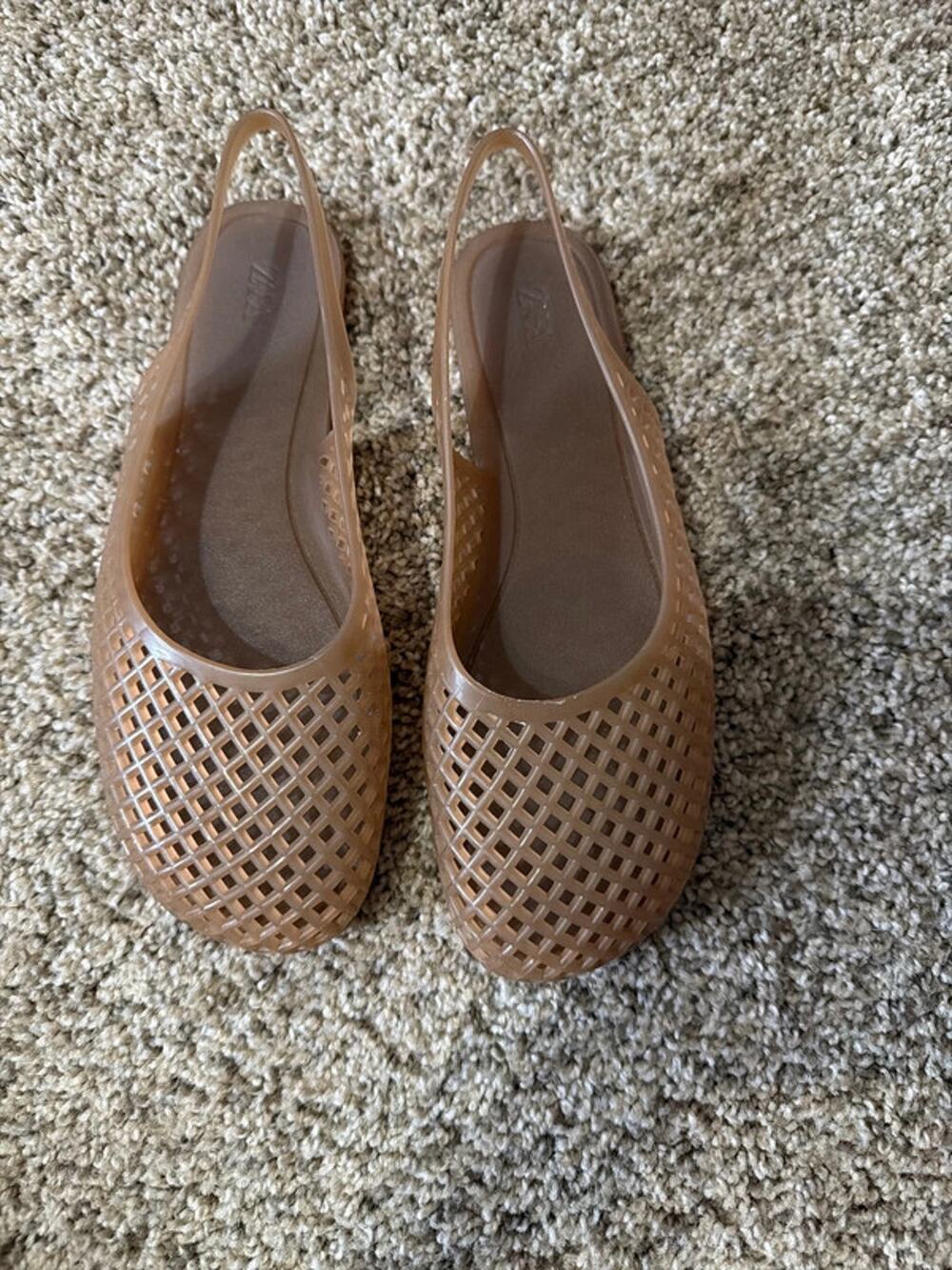 Zara barefoot jelly, beige sandals, EUC 39 670